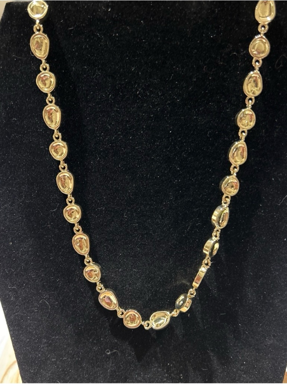 Gold color with oval bead necklace